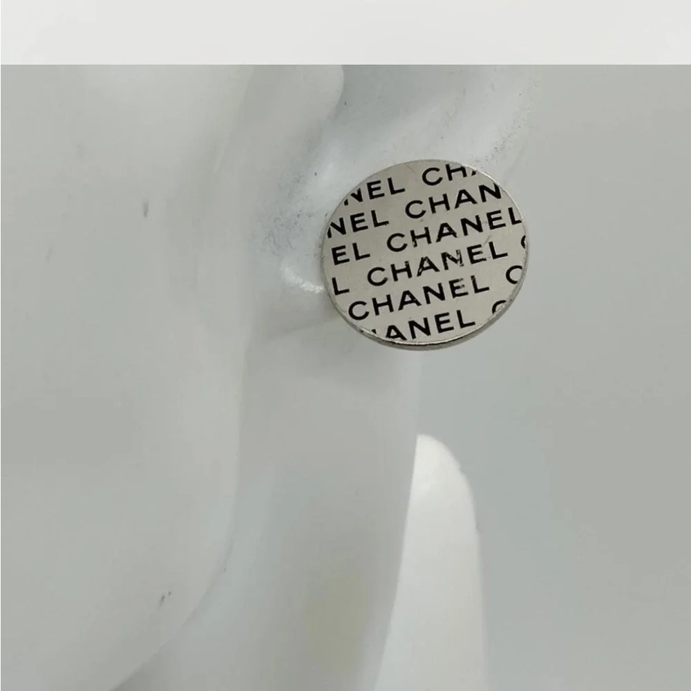 Chanel clip on Logo earrings